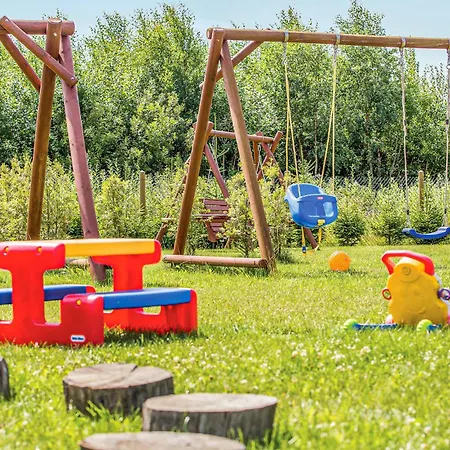 3 Bedroom Beautiful In Mscicie * 므시체