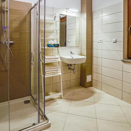 3 Bedroom Beautiful In Mscicie Nyaraló *