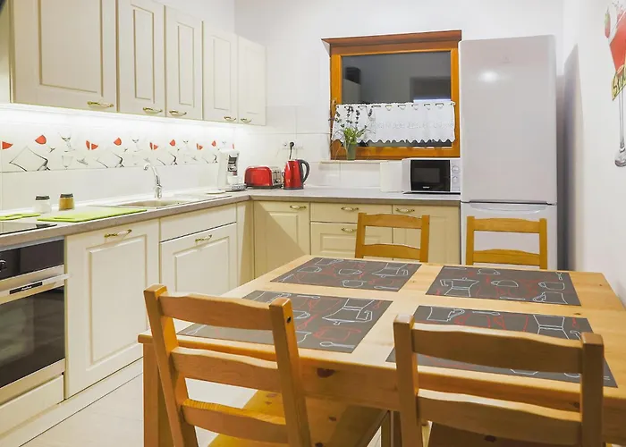 3 Bedroom Beautiful In Mscicie