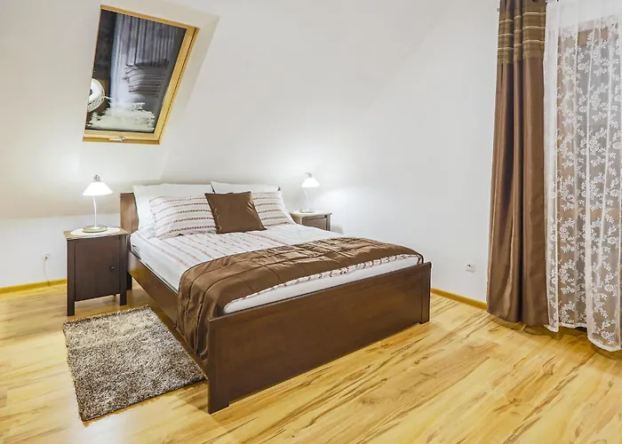 Holiday home 3 Bedroom Beautiful In Mscicie